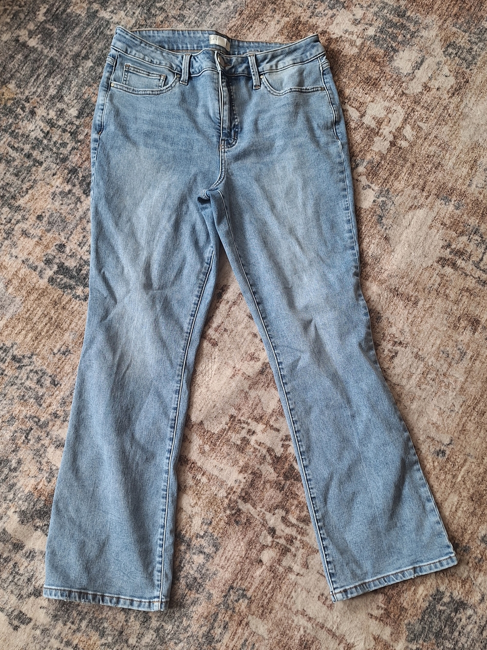 Maurices Everflex Slim Bootcut Jeans. Only Worn Once. Sz 16 - Picture 3 of 4